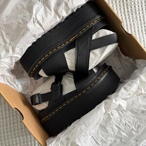 Dr. Martens Voss Quad Sandal